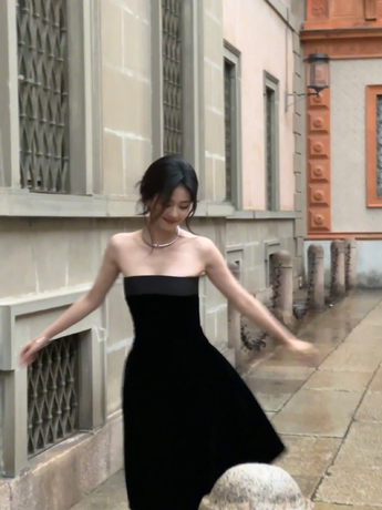 华人8x8x8社区热门话题